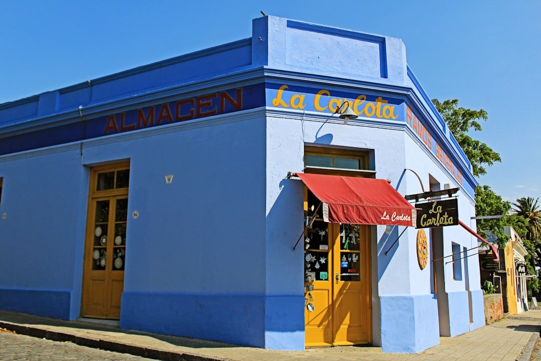 modern immigrants in uruguay cafe